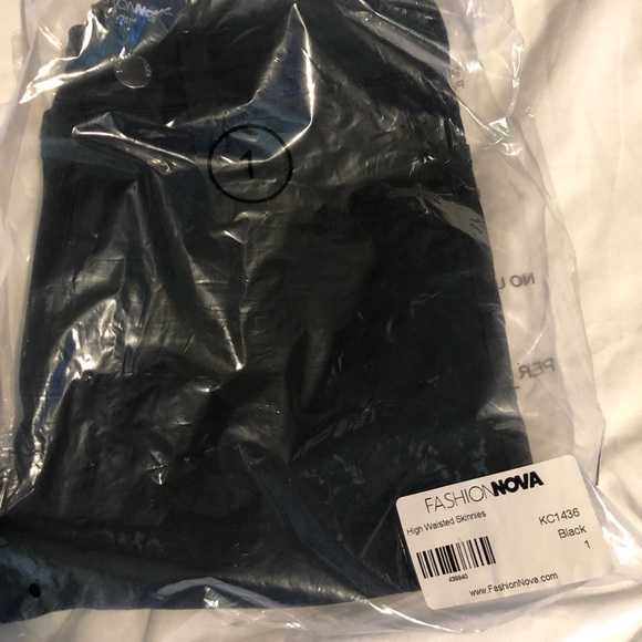 Fashion nova jeans - Picture 1 of 2